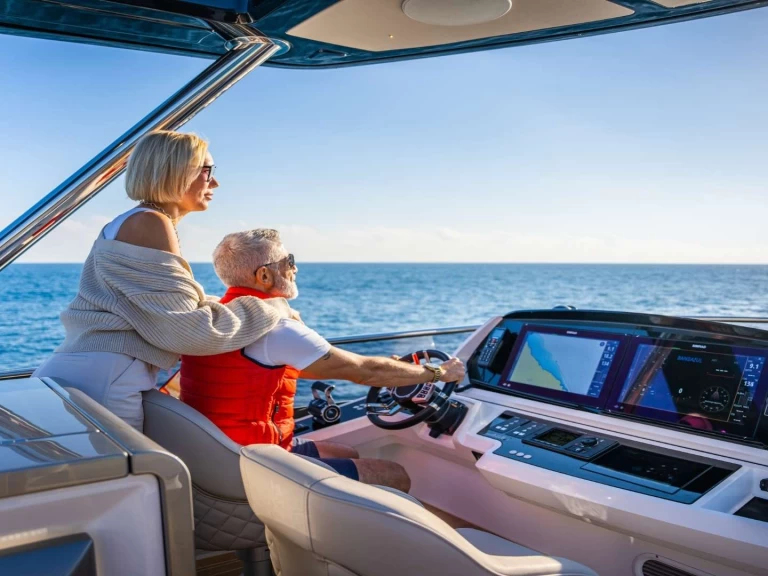 Hire Luxury Yacht Sunseeker with a boat licence