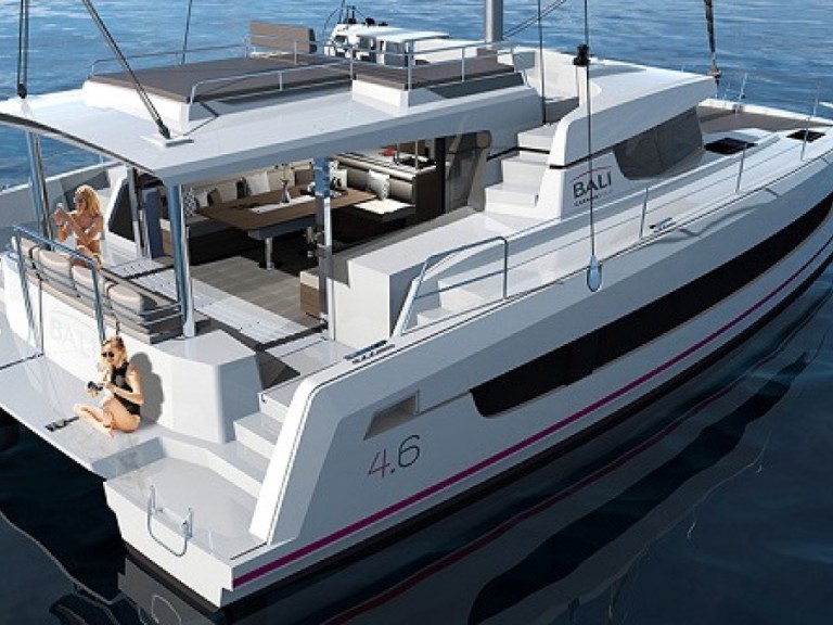 Hire Catamaran Bali with a boat licence