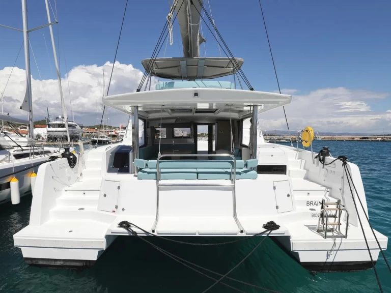 Hire a Bali Bali 4.6 Seget Donji