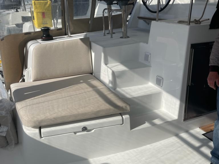 Charter a Lagoon Lagoon 42 Millenium in Rogoznica on Samboat