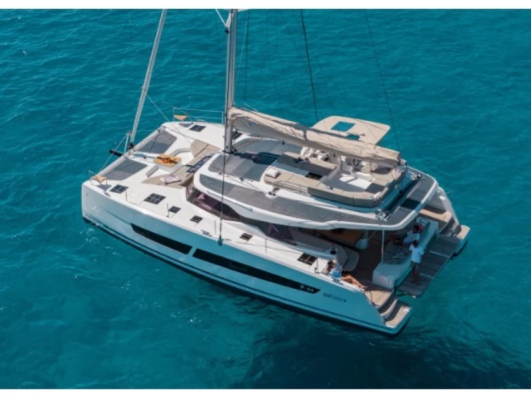 Catamaran hire in Saint-Raphaël - Fountaine Pajot Fountaine Pajot FP 44 Maestro - 3 cab.