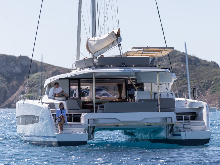 Hire Catamaran with or without skipper Fountaine Pajot Saint-Raphaël