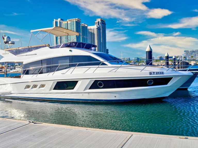 Yacht hire Dubai Marina cheap majesty 48ft
