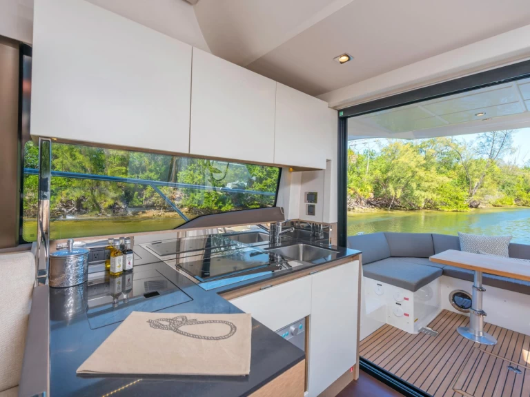 Hire Motorboat with or without skipper Prestige Castellammare di Stabia