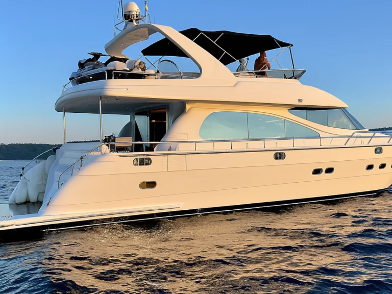 Hire Luxury Yacht with or without skipper Custom Cannigione