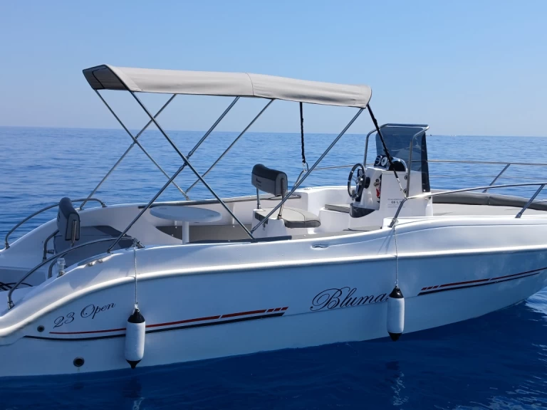 Motorboat hire in Letojanni - Blumax 23