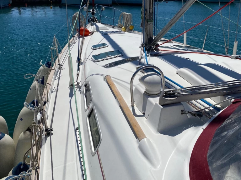 Hire Sailboat Bénéteau with a boat licence