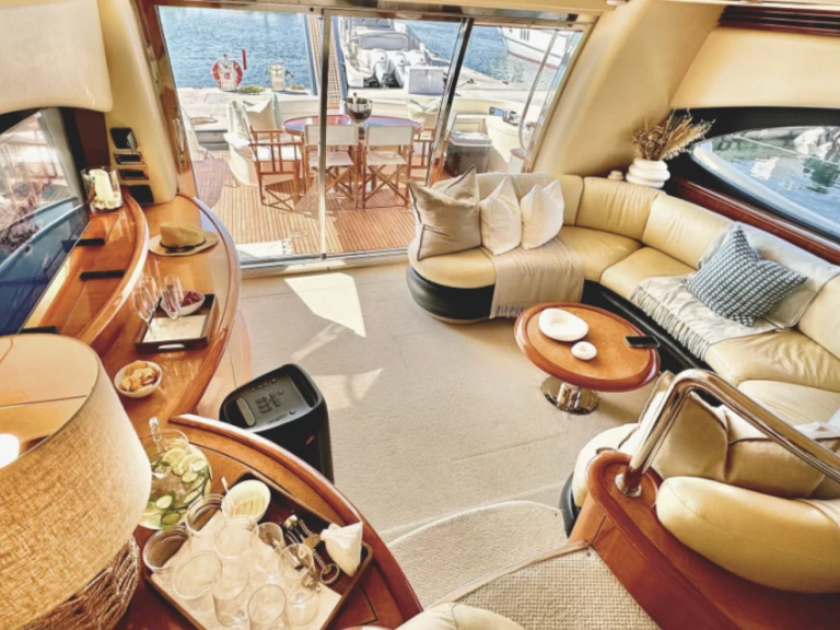 Azimut Azimut 62 Fly charter bareboat or skippered in  Dubai Marina