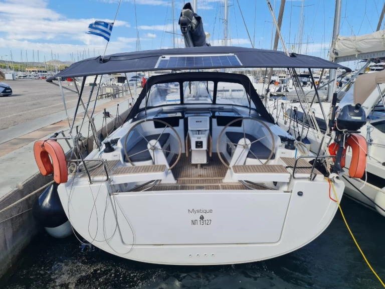 Hire a Hanse Hanse 418 Perigiali