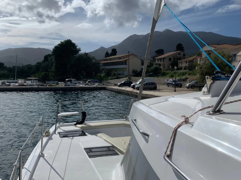 Charter a Bali Bali Catspace Voile in Perigiali on Samboat