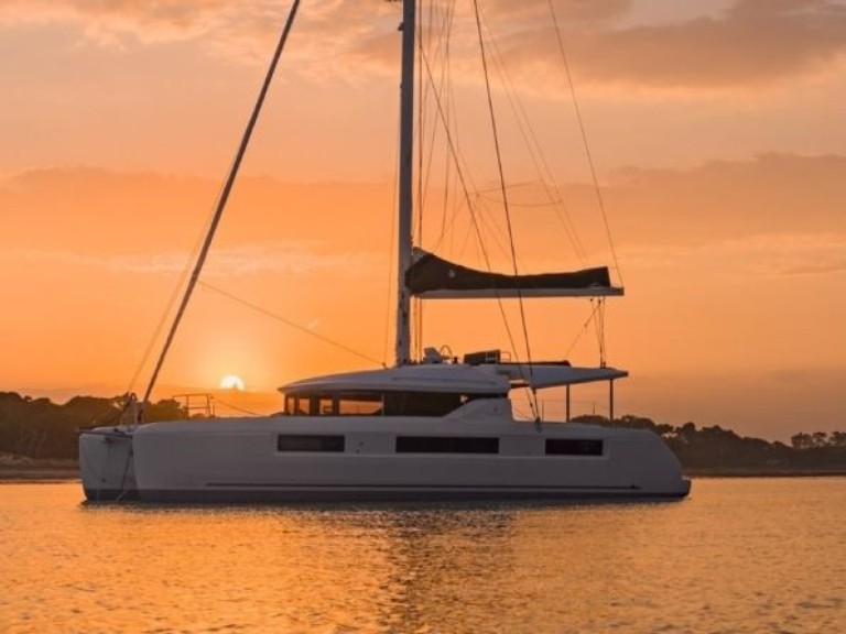 Catamaran to hire Olbia at the best price