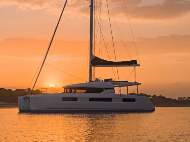 Catamaran to hire Olbia at the best price