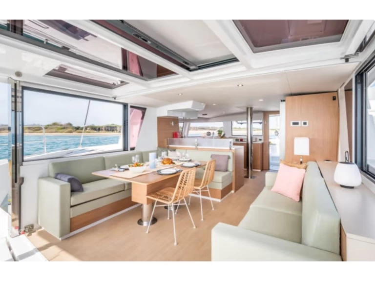 Charter a Bali Bali 4.6 in Lefkáda on Samboat