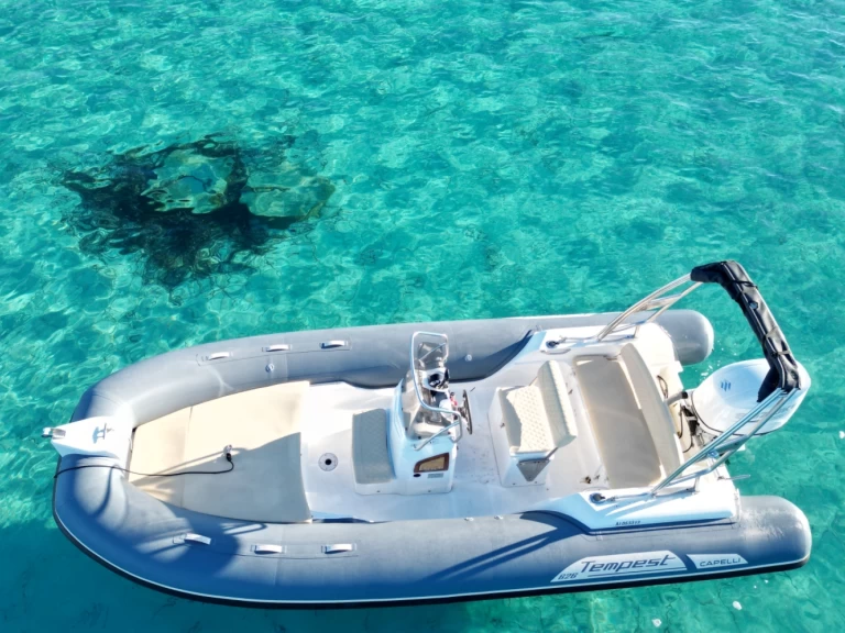 Yacht hire Porto-Vecchio cheap Capelli 626 Luxe