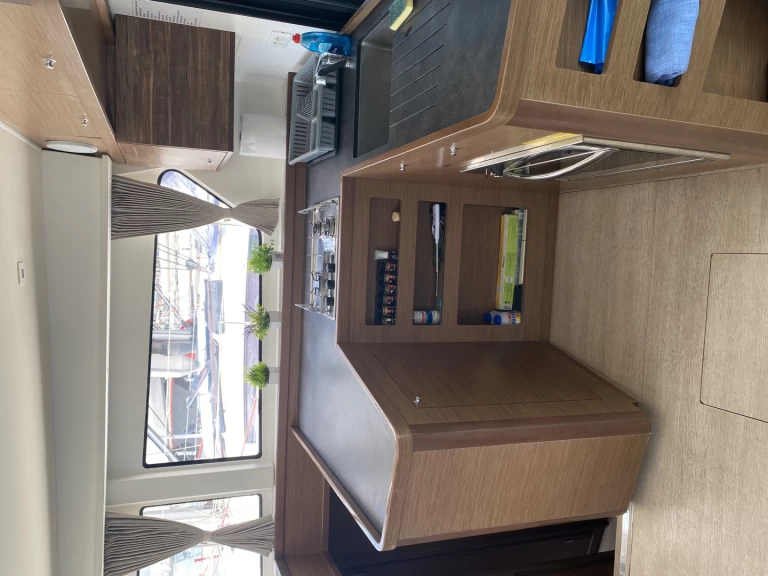 Charter a Lagoon Lagoon 42 in Alimos on Samboat