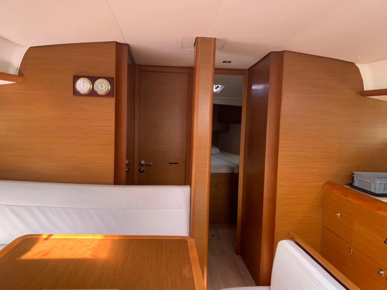 Yacht hire Perigiali cheap Sun Odyssey 519