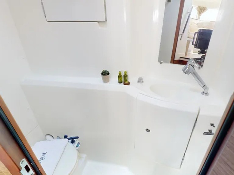 Yacht hire Perigiali cheap Lagoon 380