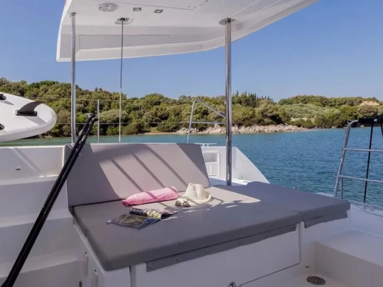 Hire a Lagoon Lagoon 450 F Perigiali