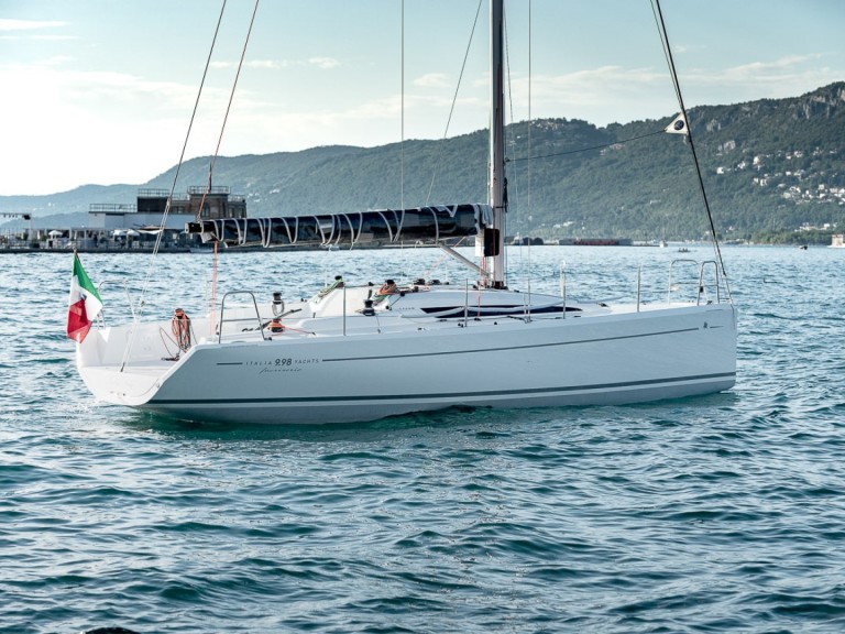 Hire Sailboat with or without skipper Italia Yachts Punat