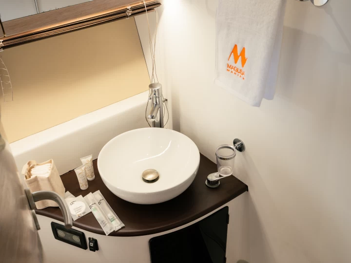 Motorboat to hire Salerno at the best price