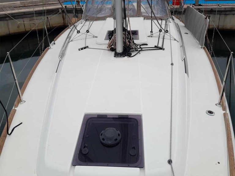 Jeanneau Sun Odyssey 349 charter bareboat or skippered in  Salivoli