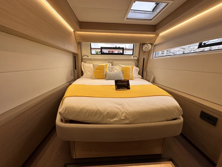 Yacht hire Split cheap Lagoon 51