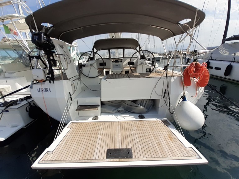 Hire Sailboat with or without skipper Bavaria Punta Ala