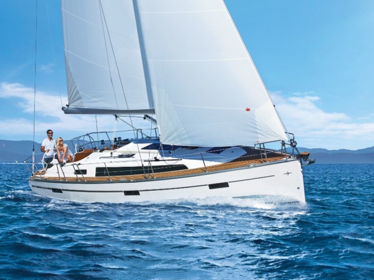 Sailboat to hire Punta Ala at the best price