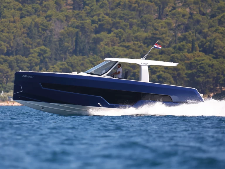 Luxury Yacht hire in Kaštela - Fjord Fjord 41 XL