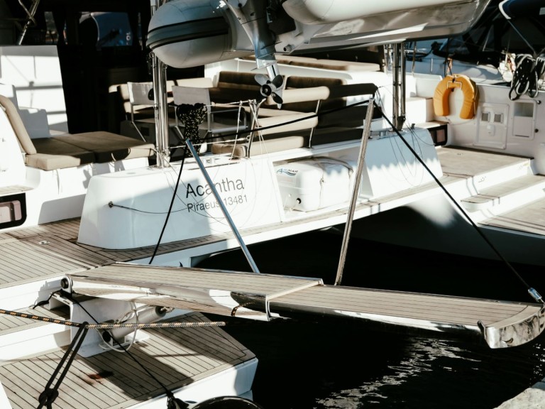 Hire Catamaran with or without skipper Lagoon Lefkáda