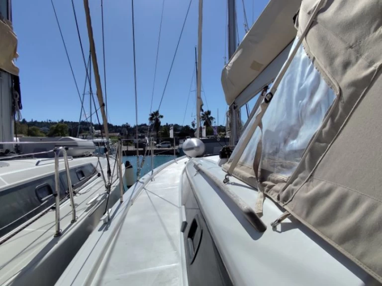 Yacht charter Gouvia - Dufour Dufour 390 GL on SamBoat