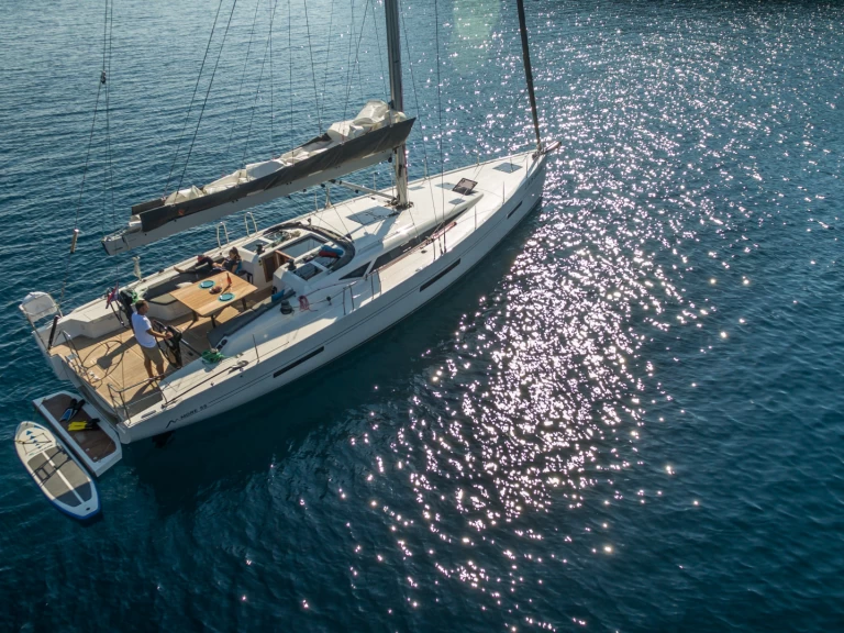 Charter a More Boats More 55 in Kaštela on Samboat