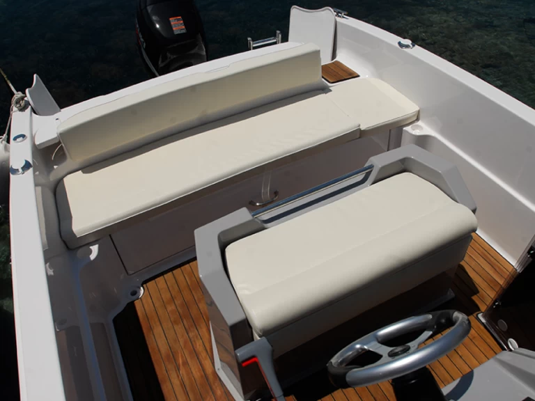 Hire a Atlantic open 670 Preko