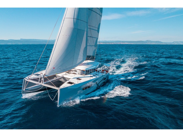 Hire Catamaran with or without skipper Excess Lefkáda