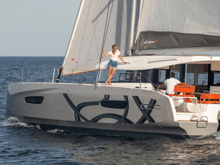 Catamaran to hire Lefkáda at the best price