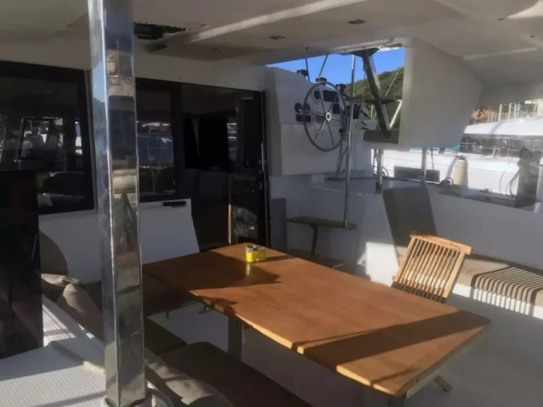 Hire Catamaran with or without skipper Fountaine Pajot Olbia