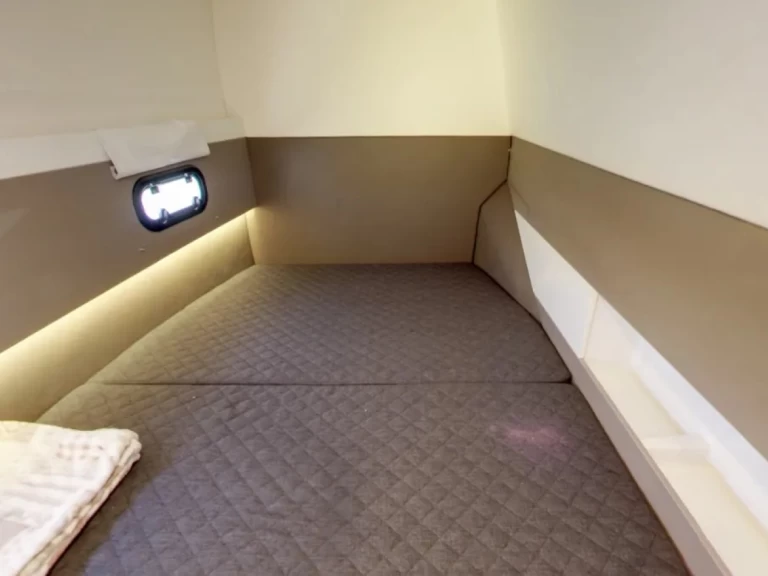 Yacht hire Agropoli cheap Bali 4.1