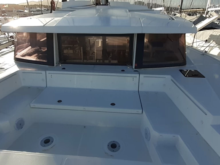 Yacht charter Olbia - Bali Bali 4.1 on SamBoat