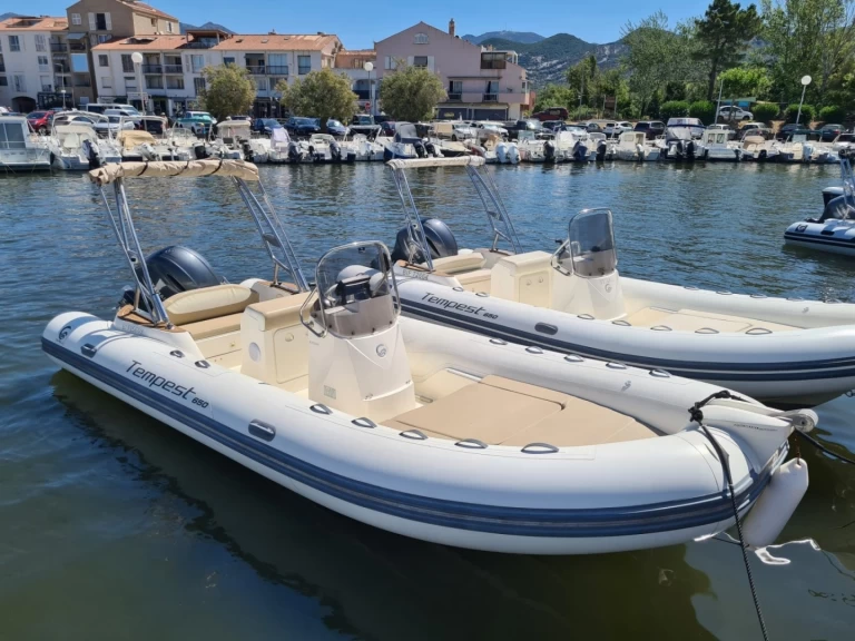Yacht hire Saint-Florent cheap Tempest 650