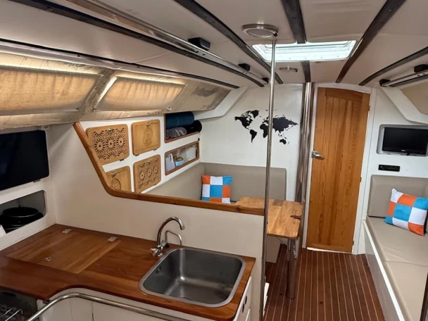 Yacht charter El Porvenir - Jeanneau Sun Fizz on SamBoat