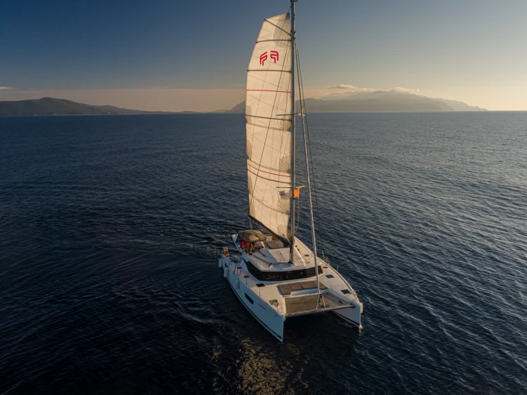Hire Catamaran Fountaine Pajot with a boat licence