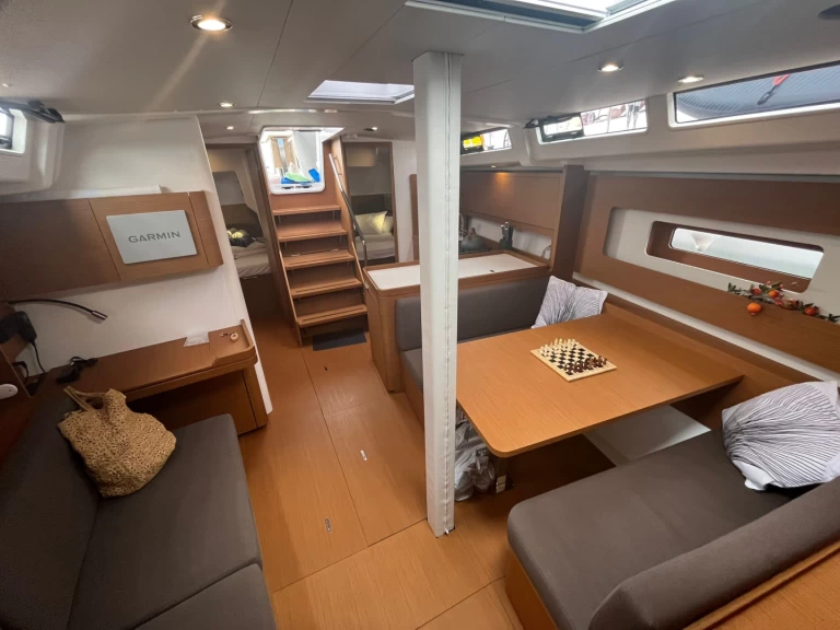 Yacht hire Split cheap First 44