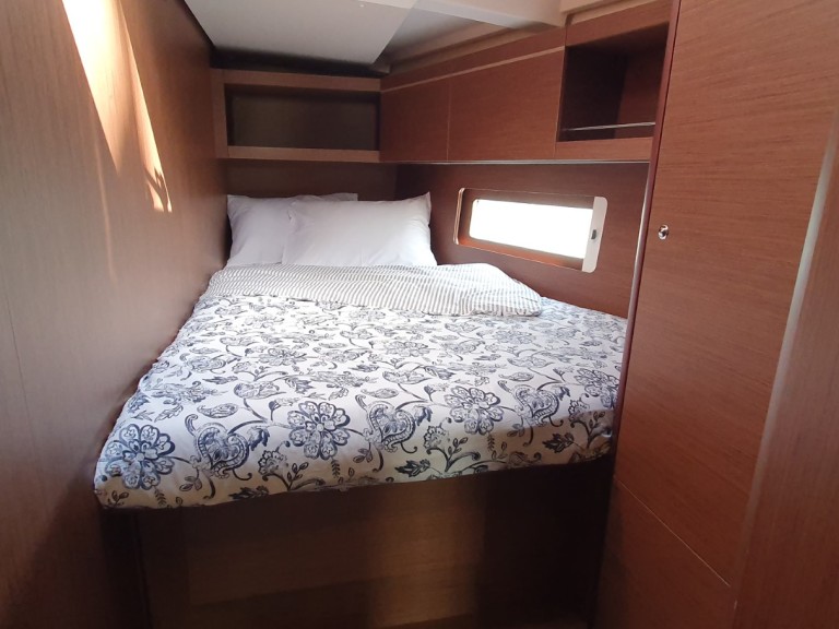 Hire Sailboat with or without skipper Bénéteau Split