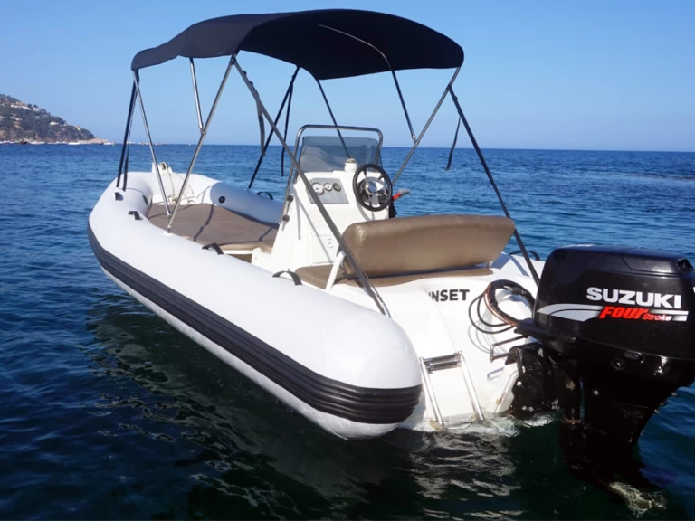 RIB hire in Calella de Palafrugell - Zodiac Medline 500