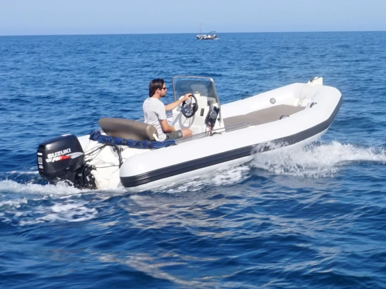 Hire RIB with or without skipper Zodiac Calella de Palafrugell