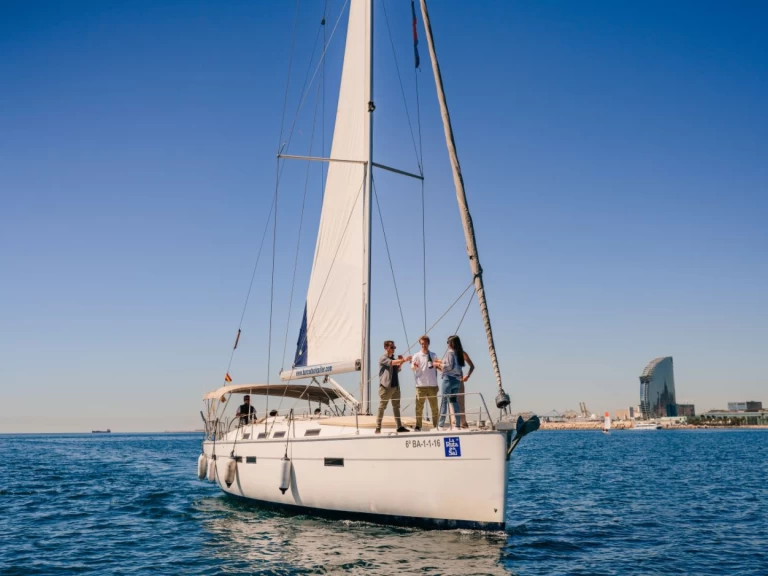 Sailboat hire in Barcelona - Bénéteau Oceanis 461 Clipper