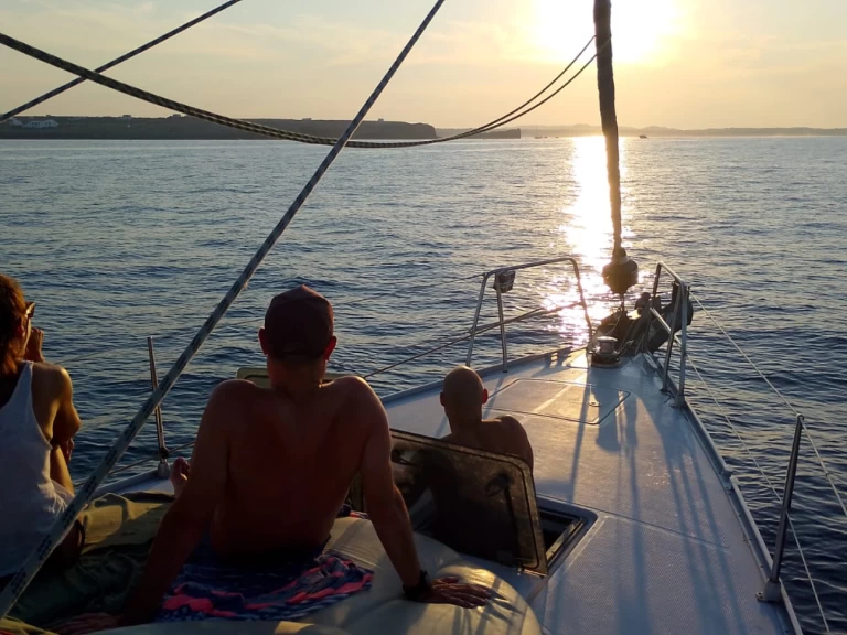 Hire Sailboat Bénéteau with a boat licence