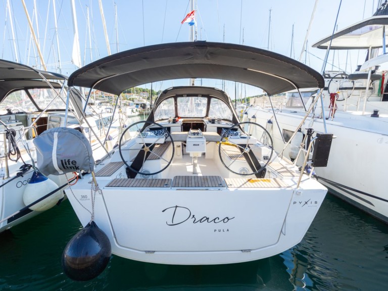 Charter a Dufour Dufour 360 Grand Large in Pula on Samboat