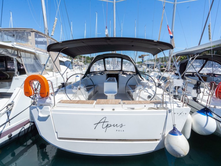 Hire a Dufour Dufour 412 Grand Large Pula