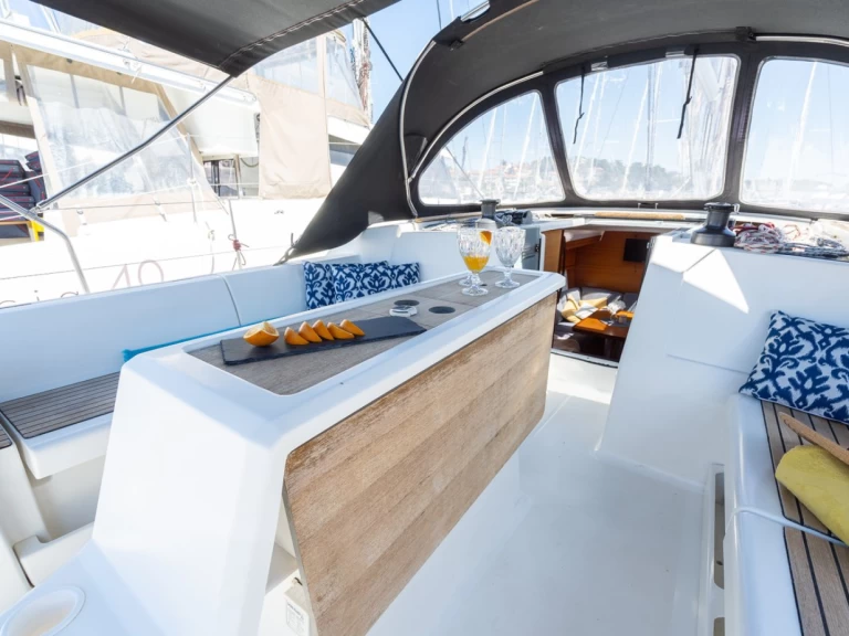 Yacht hire Pula cheap Dufour 412 Grand Large